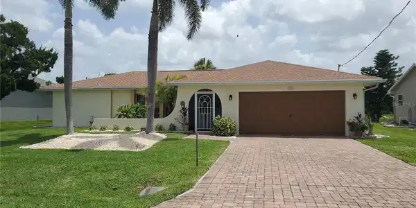 2220 BROAD RANCH DR