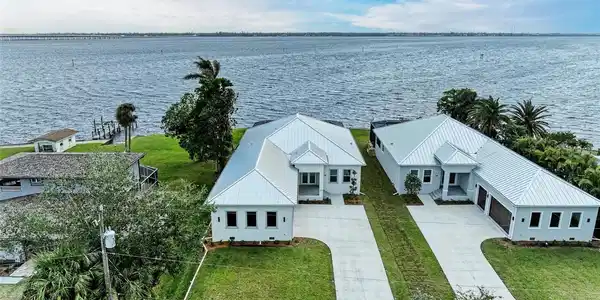 112 NORTHSHORE TERRACE