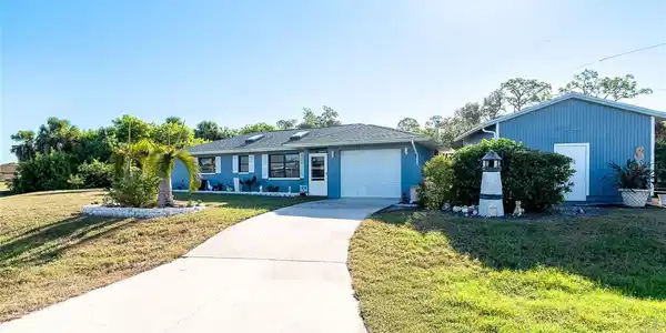 896 CLEARVIEW DRIVE