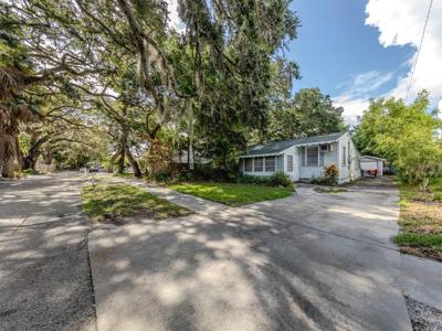 1740 WISCONSIN LANE