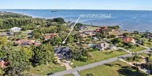 140 UTOPIA CIRCLE