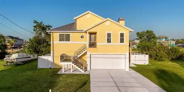 4116 DIAZ COURT