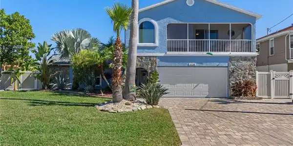 4128 CAMELIA DRIVE