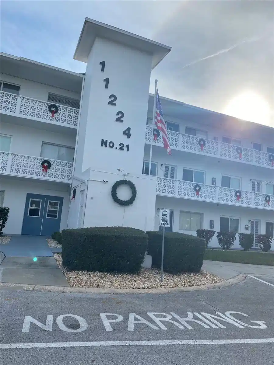 Image 1 Image 1