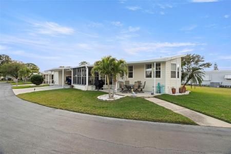 160 CLUBVIEW DRIVE