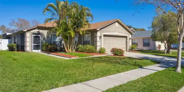 7135 HAMILTON PARK BOULEVARD