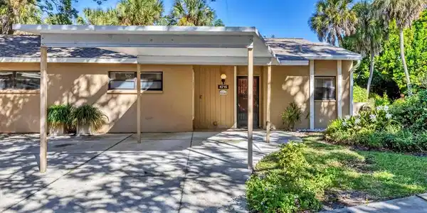 4715 VILLAGE GARDENS DRIVE