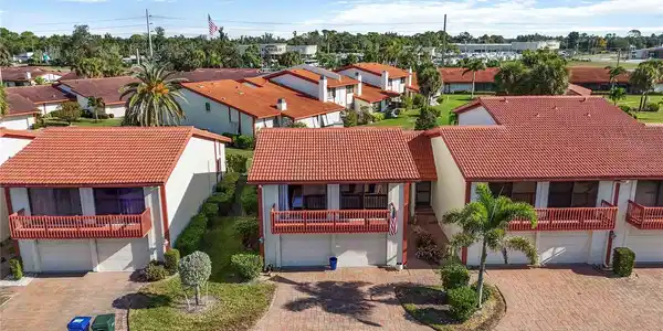 738 SORRENTO INLET