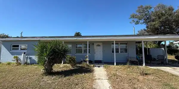 3257 CRESTWOOD DRIVE