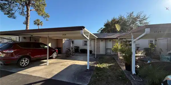 2826 SWIFTON DRIVE
