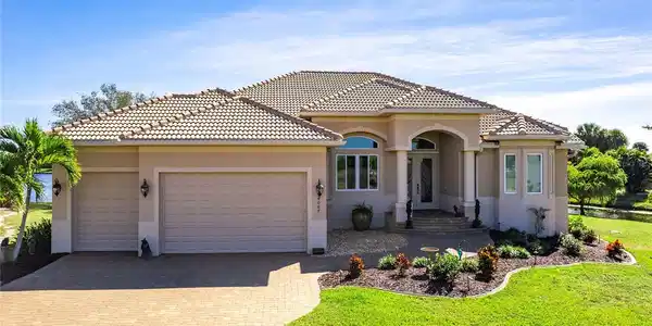 24067 BUNDY COURT