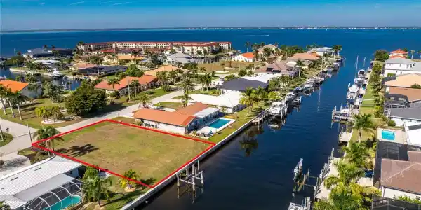 46 HIBISCUS DRIVE