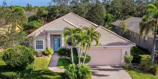 4374 VIA DEL VILLETTI DRIVE