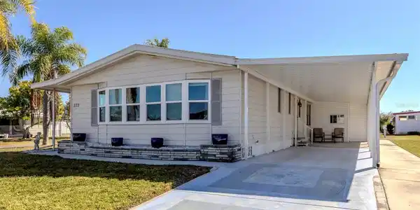 333 OUTRIGGER PLACE