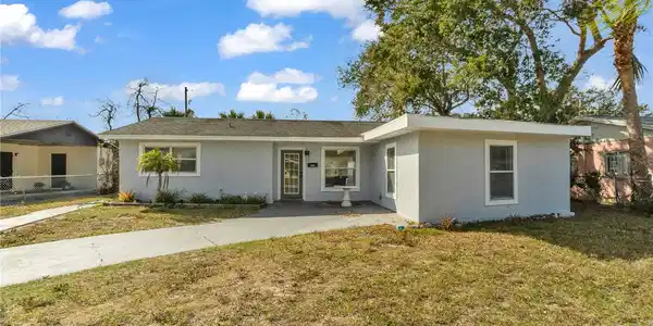 628 CEDAR PARK DRIVE