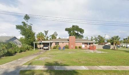 1000 MCKENZIE AVENUE