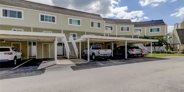 433 PAULA DRIVE S