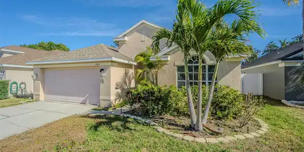 2614 HAWK ROOST COURT