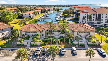 1805 MARINER DRIVE