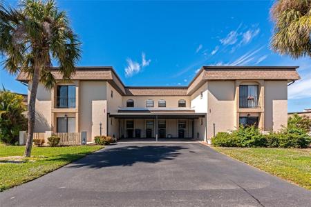 1720 LAKESIDE DRIVE
