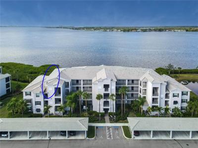 1030 TIDEWATER SHORES LOOP