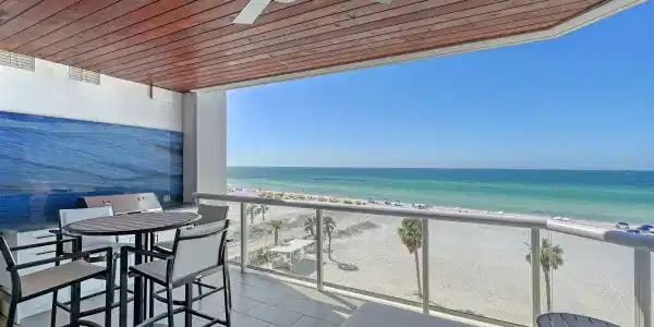 1035 SEASIDE DRIVE