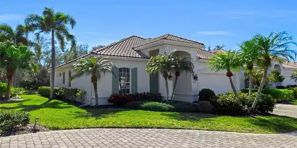 7192 RUE DE PALISADES