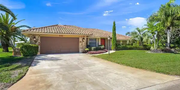352 ARDENWOOD DRIVE