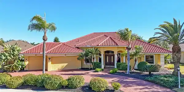 2218 SILVER PALM ROAD