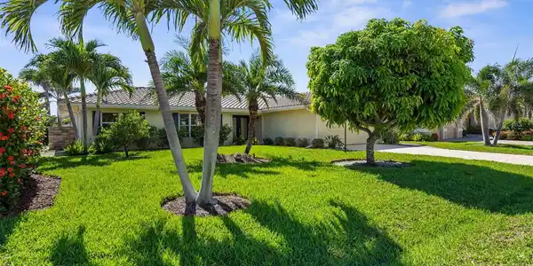 2160 PALM TREE DRIVE