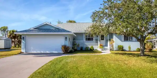 1820 MEADOW LARK LANE