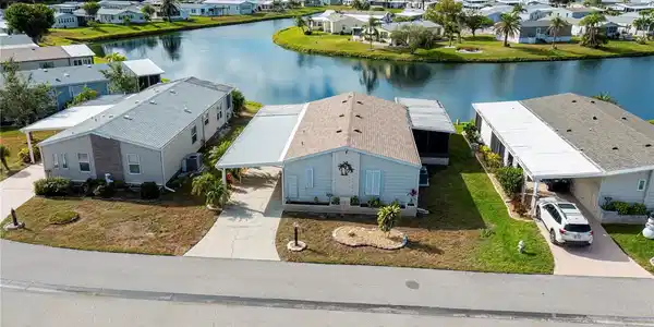 840 SEABROOKE DRIVE