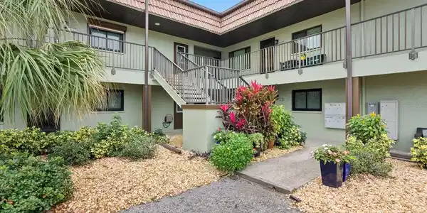1258 BARBARA DRIVE