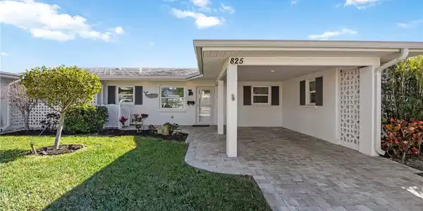 825 WHITE CAP CIRCLE