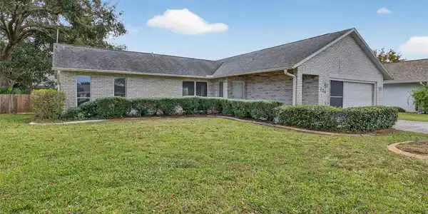 236 MEADOW LAKE DRIVE