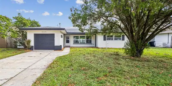 1845 SKYLAND DRIVE
