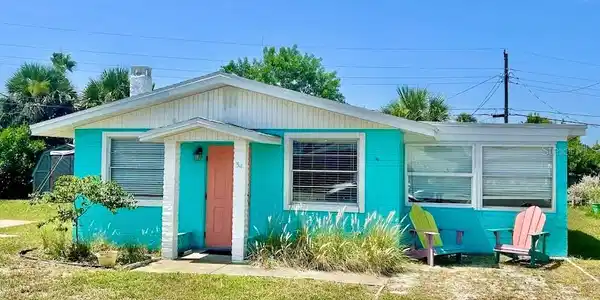 34 RIVER DRIVE