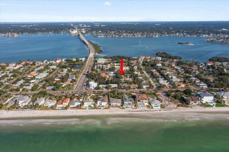 941 PALM DRIVE