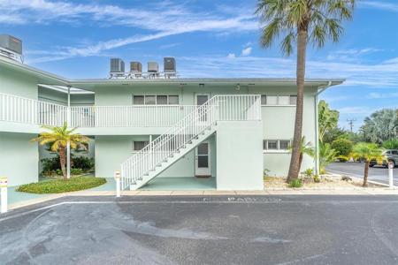2566 GARY CIRCLE