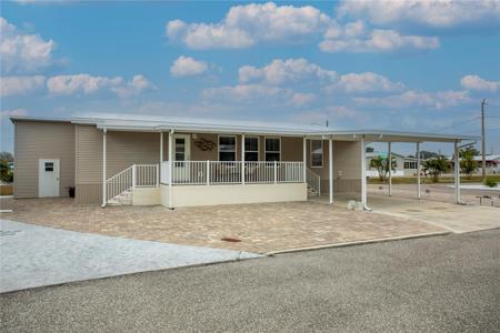 6604 MARINA DRIVE