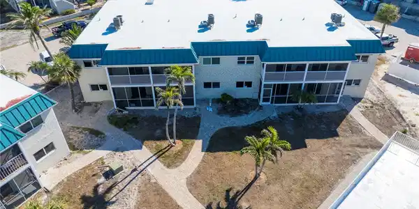 827 E GULF DRIVE