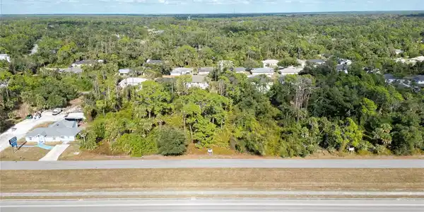 380 TAMIAMI TRAIL