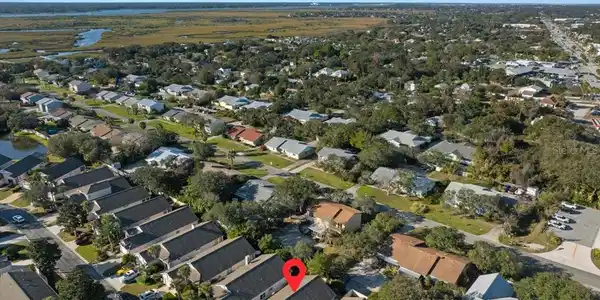 224 SEA WOODS DRIVE N