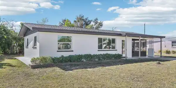 1445 SAINT CLAIR ROAD