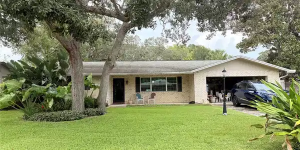 201 SANCHEZ AVENUE