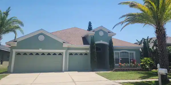 1829 MIRA LAGO CIRCLE