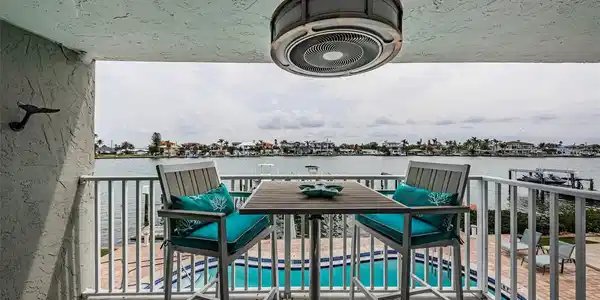 2515 BAY BOULEVARD