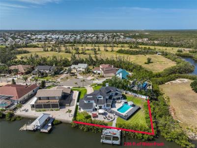 945 BUNKER VIEW DRIVE