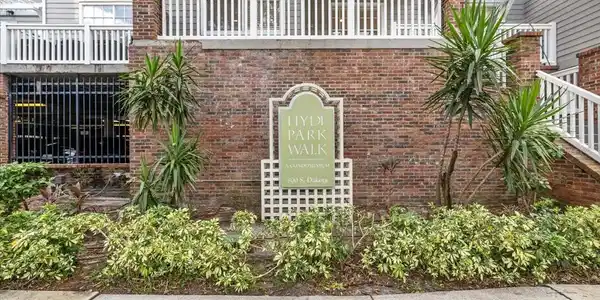 800 S DAKOTA AVENUE
