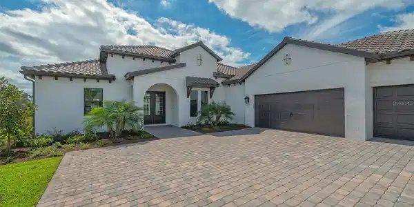 10629 NICKLAUS COURT